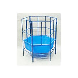 6-Sided Feeder with Poly Tub